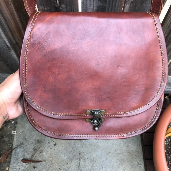 Great Seal of the State of Oklahoma Leather Purse - Picture 2 of 8